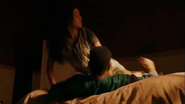 Meilleures Summer Bishil dans une serviette meilleures vidéos