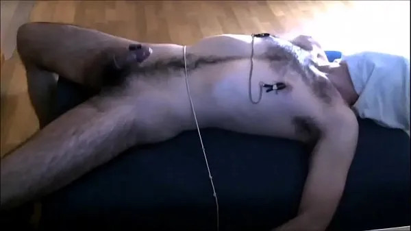 أفضل Male tied, edged with vibrator and nipple clamps أفضل مقاطع الفيديو