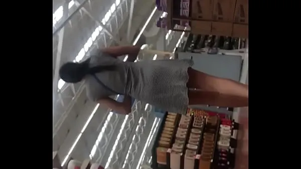 upskirt chavita rica steep in walmart Video hay nhất hay nhất