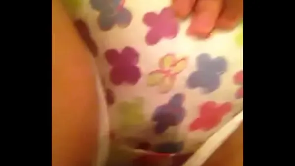 最好的 Princess peeing her panties 最佳影片