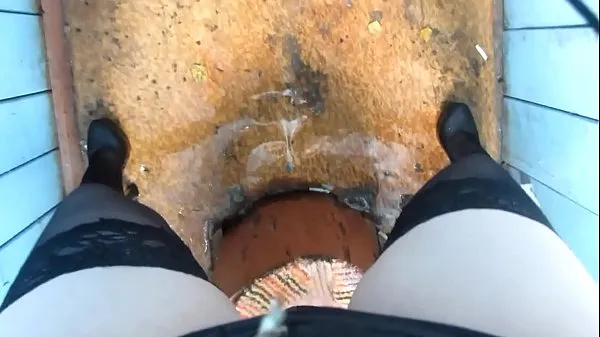 Meilleures J'aime pisser dans les lieux publics, la compilation fétichiste amateur et beaucoup d'urine meilleures vidéos