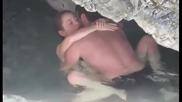 Beste A couple porn in cave beste video's