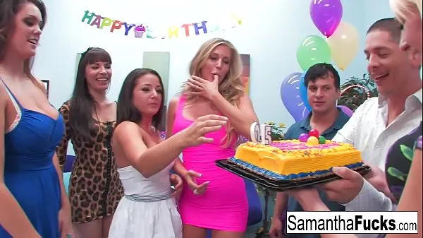 最好的 Samantha celebrates her birthday with a wild crazy orgy 最佳影片