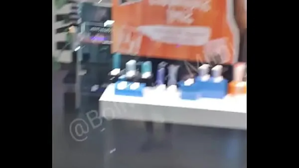 Melhores Sem calcinha no shopping fazendo squirt melhores vídeos