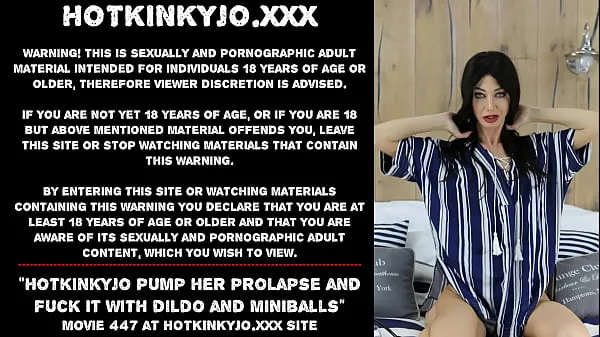 최고의 Hotkinkyjo pump her prolapse and fuck it outside with dildo and miniballs 최고의 비디오