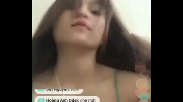 Melhores Linda garota mostrando os seios melhores vídeos