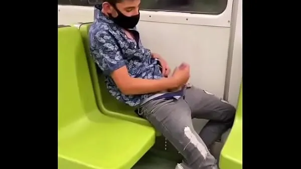 Beste Maskierter Mann, der in der U-Bahn wichstbeste Videos