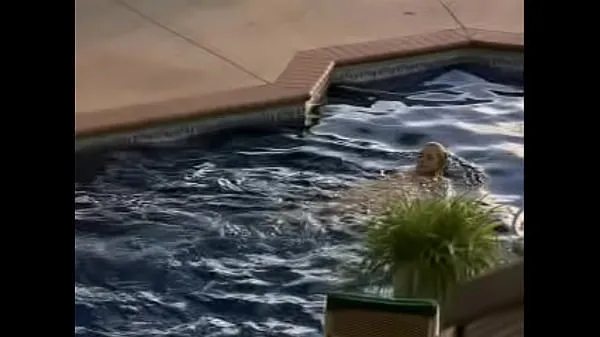 ベスト Jaime Pressly - Poison Ivy - Pool Scene ベスト動画