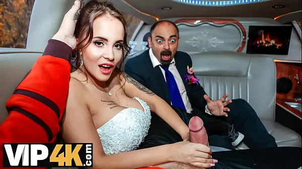 Best VIP4K. Random passerby scores luxurious bride in the wedding limo best Videos