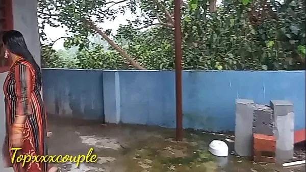 최고의 Gorgeous Boobs Indian Bhabhi XXX Fuck After Rain Bath full Scene 최고의 비디오