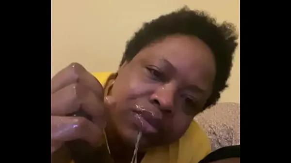 Bedste Mature ebony bbw gets throat fucked by Gansgta BBC bedste videoer