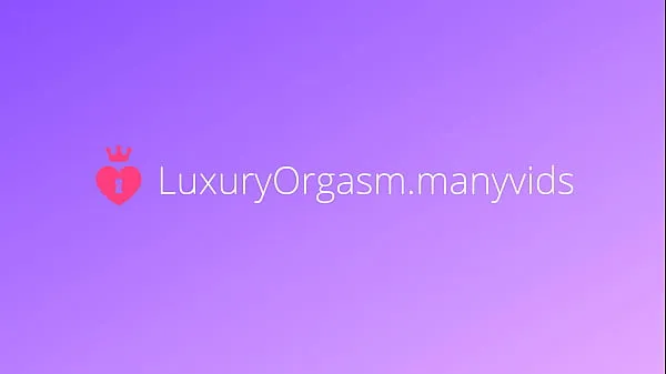 ベスト レースのパンティーを着た彼女のお尻が私の手の中で動く - LuxuryOrgasm ベスト動画