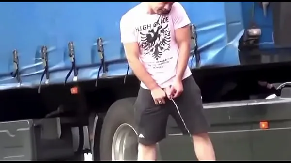 Beste Trucker pinkelt in der Öffentlichkeitbeste Videos