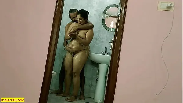 Beautiful Bhabhi Hot Sex with New Hotel Boy!! Hot XXX Video terbaik