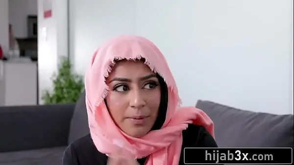 ベスト ホットなイスラム教徒の若い女性は、秘密を守るために隣人をしゃぶってファックする必要があります（ビンキー・ビーズ ベスト動画