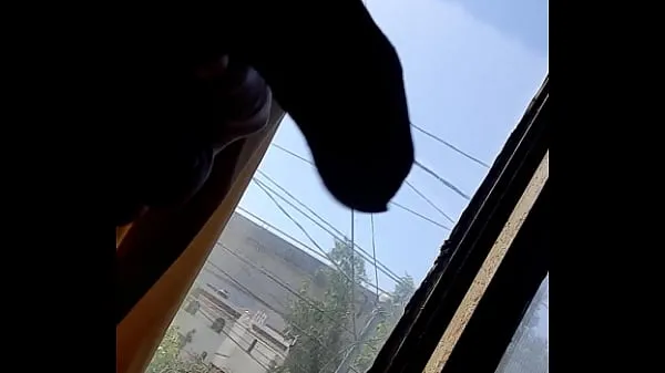 بہترین Showing the dick through the window بہترین ویڈیوز