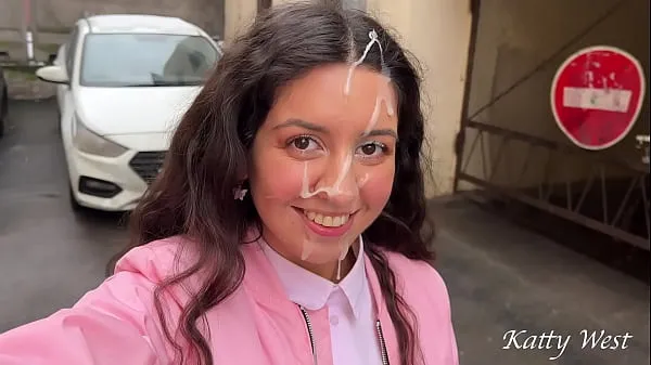 Melhores Cutie fucked her stepbrother, got cum on her face and went for a walk without washing her face melhores vídeos