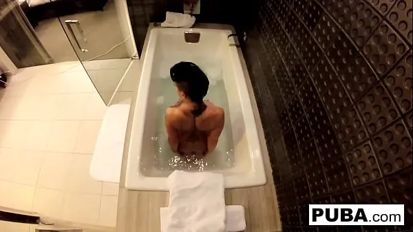 最好的 Sexy Jezebelle Bond films herself taking a bath 最佳影片