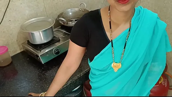 I migliori La casalinga appena sposata chiacchierava con il marito e si faceva scopare con il fratellastro in cucina a pecorina con audio hindi sporcovideo migliori
