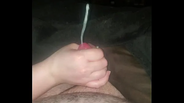 Nejlepší Girlfriend gives a handjob (cumshot nejlepší videa