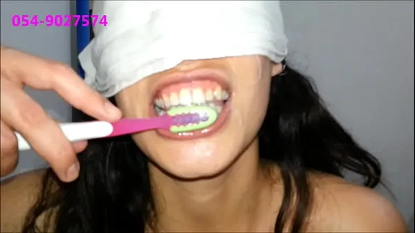 Sharon From Tel-Aviv Brushes Her Teeth With Cum Video terbaik
